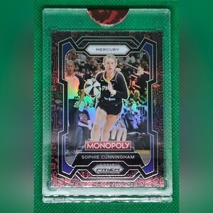Monopoly Prizm Basketball SOPHIE CUNNINGHAM - RED ICONS